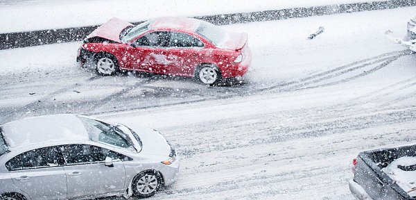 Sommer fahren Winterwetter